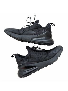 Nike Air Max 270 Sneakers (Big Kid) Size 6
